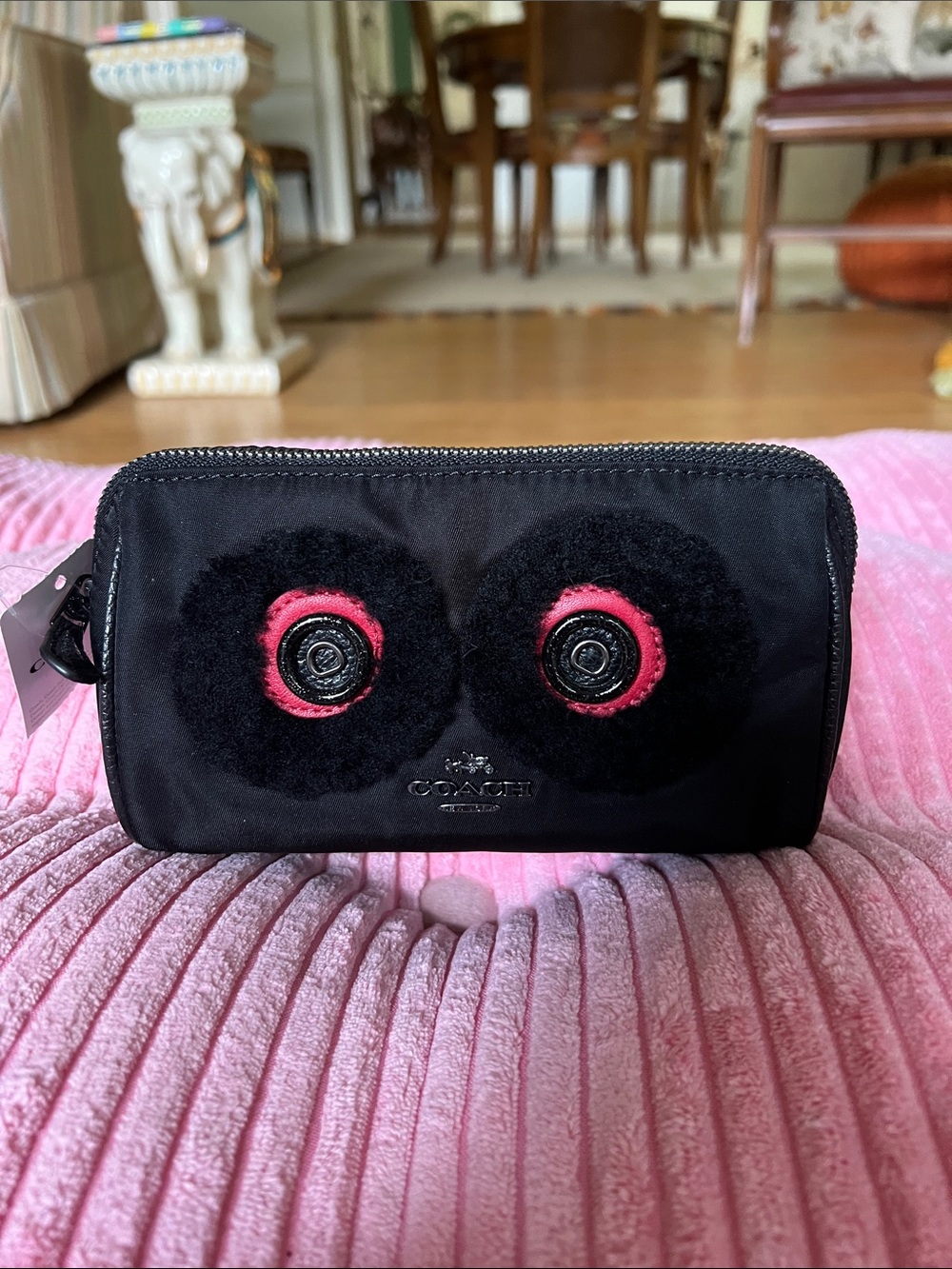Coach Limited Edition Cosmetic Bag - Picture 2 of 13